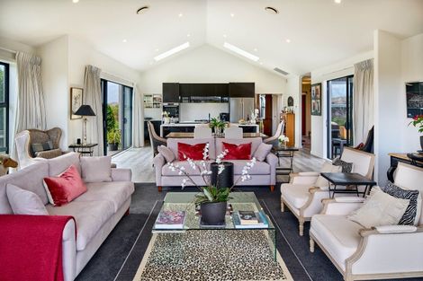 Photo of property in 41 Hudson Place, Paraparaumu, 5032