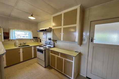 Photo of property in 83 Browne Street, Waitara, 4320