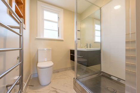 Photo of property in Ionian Flats, 123-125 Brougham Street, Mount Victoria, Wellington, 6011