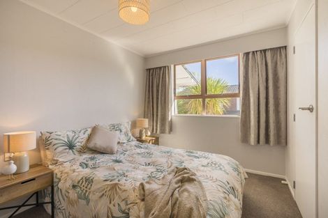 Photo of property in 32a Mahana Road, Paraparaumu Beach, Paraparaumu, 5032