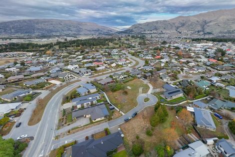 Photo of property in 7 Greenwood Lane, Wanaka, 9305