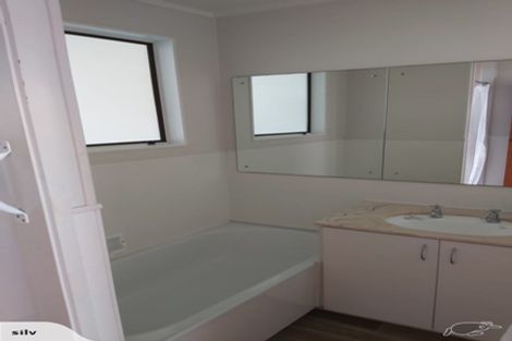Photo of property in 8 Donald Street, Regent, Whangarei, 0112