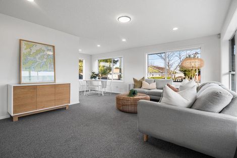 Photo of property in 67 Farquhars Road, Redwood, Christchurch, 8051