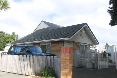 Photo of property in 60 Laings Road, Hutt Central, Lower Hutt, 5010