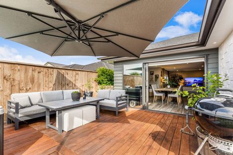 Photo of property in 33 Nellie Drive, Kumeu, 0810