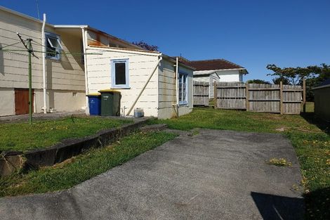 Photo of property in 1/7 Savoy Road, Glen Eden, Auckland, 0602