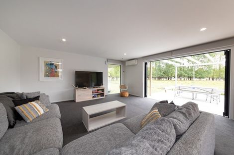 Photo of property in 110 Wyndham Street, Ashhurst, 4810