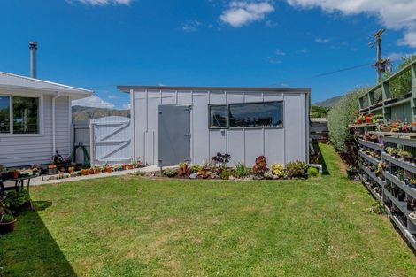 Photo of property in 15a Bovis Street, Shannon, 4821