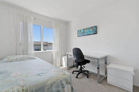 Photo of property in 11 Kamahi Crescent, Papamoa Beach, Papamoa, 3118