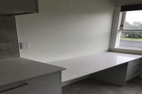 Photo of property in 19 Lyford Crescent, Sunnynook, Auckland, 0620