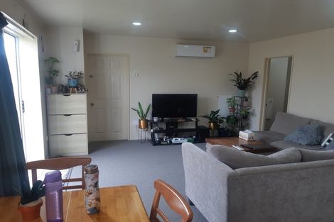 Photo of property in 5a Royal Crescent, Saint Kilda, Dunedin, 9012