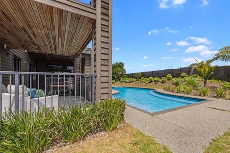 Photo of property in 72 Mangatawhiri Road, Omaha, Warkworth, 0986