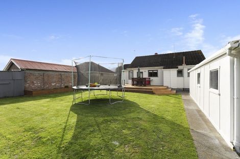 Photo of property in 8 Upham Terrace, Roslyn, Palmerston North, 4414