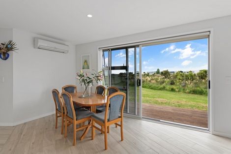 Photo of property in 18 Westhill Lane, Papamoa Beach, Papamoa, 3118