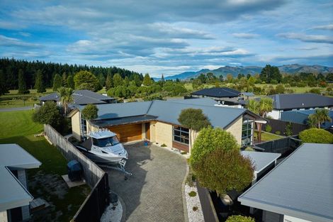 Photo of property in 11 Mcrae Gardens, Kaikoura Flat, Kaikoura, 7371