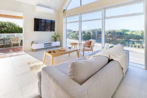 Photo of property in 1/49 Marine Parade, North New Brighton, Christchurch, 8083