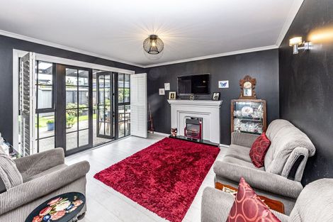Photo of property in 8 Lithgow Drive, Otamatea, Whanganui, 4500