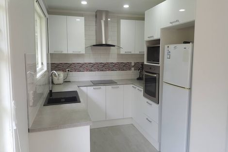 Photo of property in 18 Walnut Place, Owhata, Rotorua, 3010