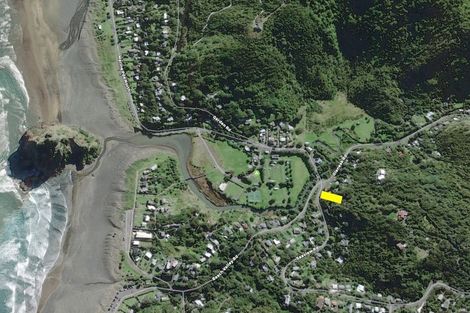 Photo of property in 52 Seaview Road, Piha, 0772