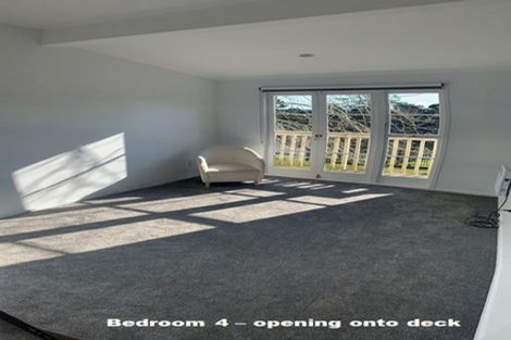 Photo of property in 374 Upper Harbour Drive, Greenhithe, Auckland, 0632