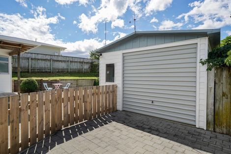 Photo of property in 36 Gray Avenue, Paraparaumu Beach, Paraparaumu, 5032