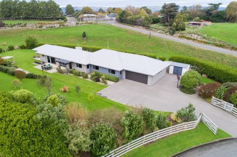 Photo of property in 100 Greer Court, Bunnythorpe, Palmerston North, 4481