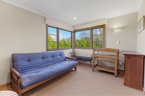 Photo of property in 19 Jensen Street, Hokowhitu, Palmerston North, 4410