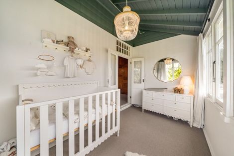 Photo of property in 33 Wairere Road, Belmont, Lower Hutt, 5010