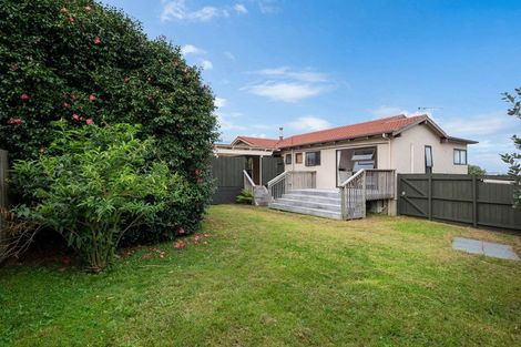 Photo of property in 3 Trevone Place, Forrest Hill, Auckland, 0620