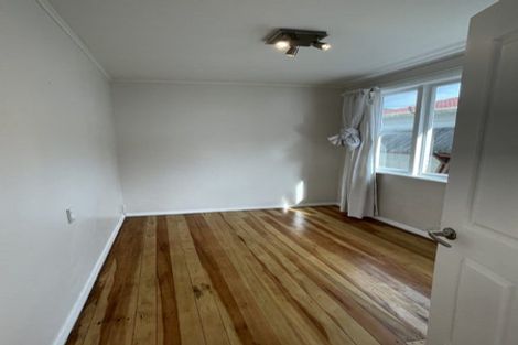 Photo of property in 68 Broderick Road, Johnsonville, Wellington, 6037