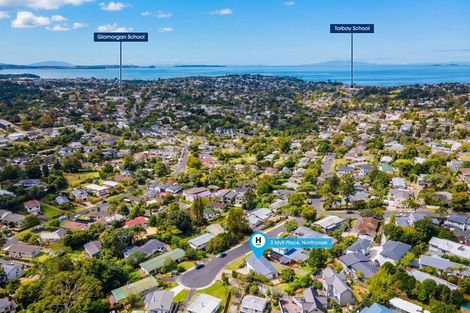 Photo of property in 3 Idyll Place, Northcross, Auckland, 0632