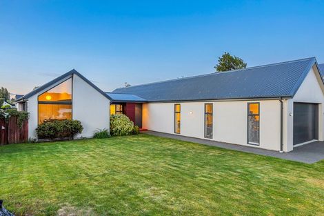 Photo of property in 6 Rockport Place, Parklands, Christchurch, 8083