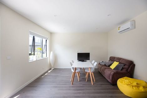 Photo of property in 21b Lumbarda Drive, Kumeu, 0810