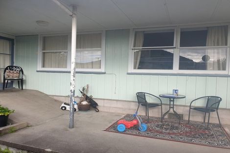 Photo of property in 24a Grove Road, Papakura, 2110