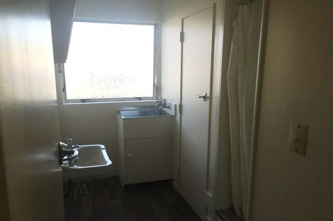 Photo of property in 2/25 Wellington Street, Papakura, 2110