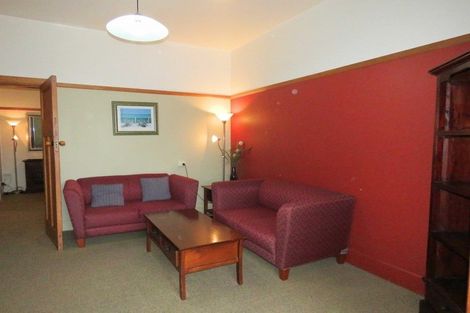 Photo of property in Devonport Apartments, 22/127 Saint Aubyn Street, New Plymouth, 4310