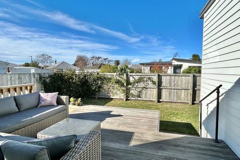 Photo of property in 76 Geddis Avenue, Maraenui, Napier, 4110