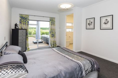 Photo of property in 14 Westburn Place, Prebbleton, 7604