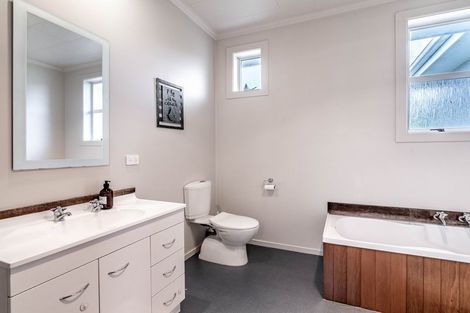 Photo of property in 279 Talbot Street, Hargest, Invercargill, 9810