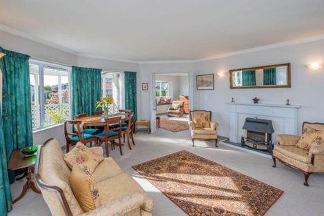 Photo of property in 6 Cranbrook Grove, Waikanae, 5036