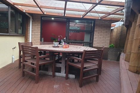 Photo of property in 14 San Domingo Rise, Henderson, Auckland, 0612