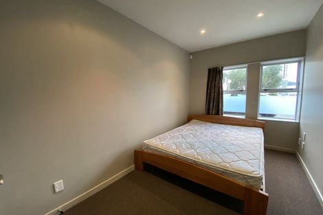 Photo of property in 2/41 Home Street, Mount Victoria, Wellington, 6011