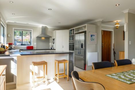 Photo of property in 6 Weka Place, Picton, 7220