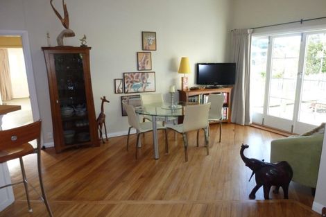 Photo of property in 19 Milton Terrace, Picton, 7220