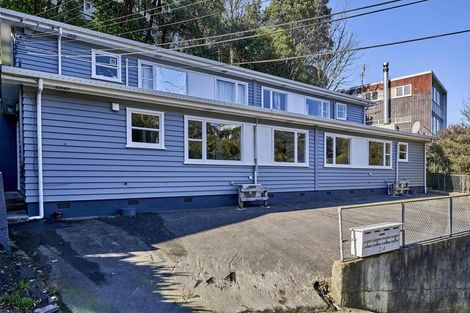 Photo of property in 1/24 Crieff Street, Northland, Wellington, 6012