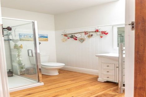 Photo of property in 39 Ngataringa Road, Devonport, Auckland, 0624