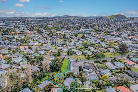 Photo of property in 43 Price Crescent, Mount Wellington, Auckland, 1060