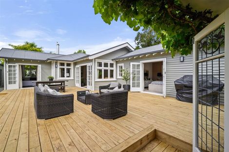 Photo of property in 35 Alpha Avenue, Strowan, Christchurch, 8052