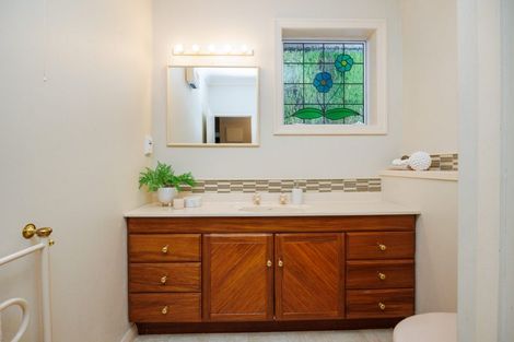 Photo of property in 1 Ranara Court, West End, Palmerston North, 4410