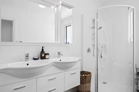 Photo of property in 3 Doncaster Place, Rangiora, 7400